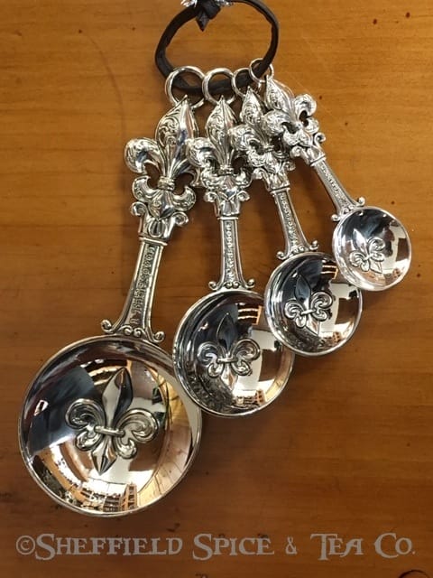 Ganz 4 -Piece Metal Measuring Spoon Set