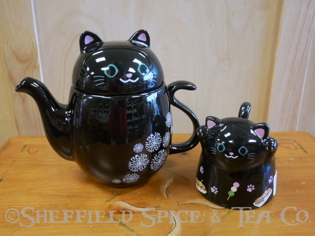 Genki Cat Teapots and Genki Cat Tea Cups