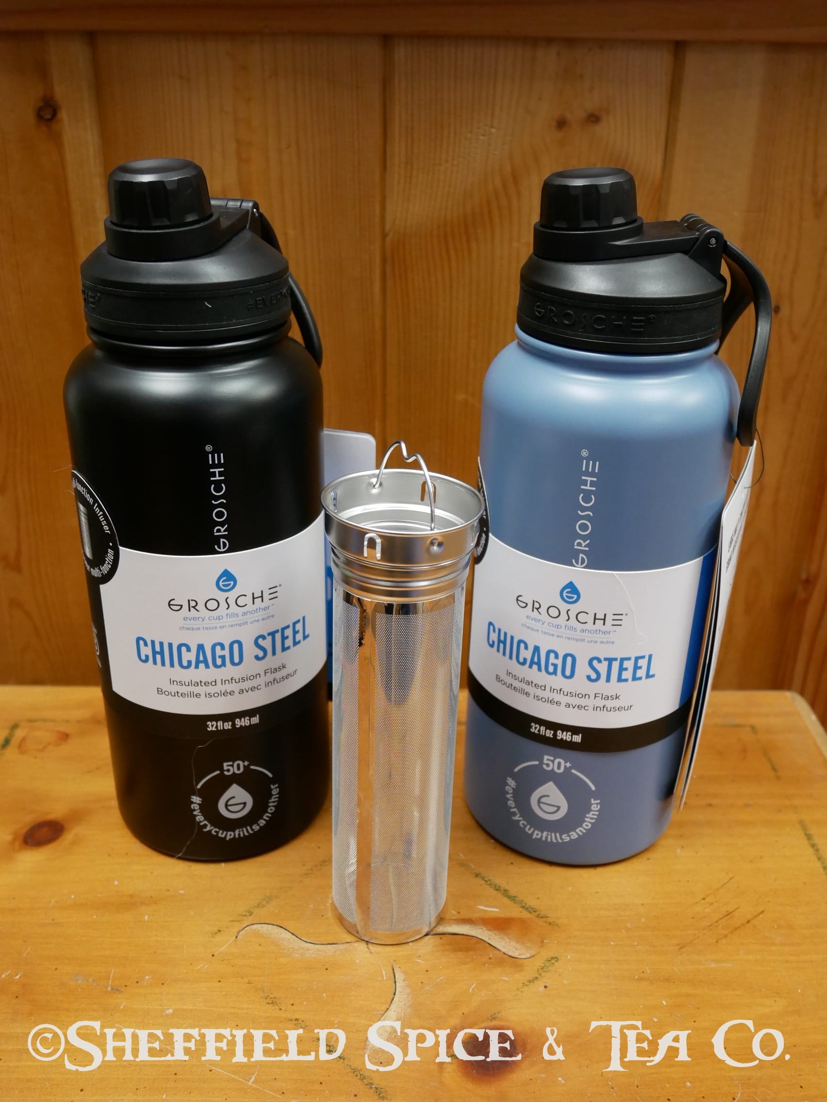 32oz Vacuum Insulated Stainless Steel Water Bottle Black - All in Motion™